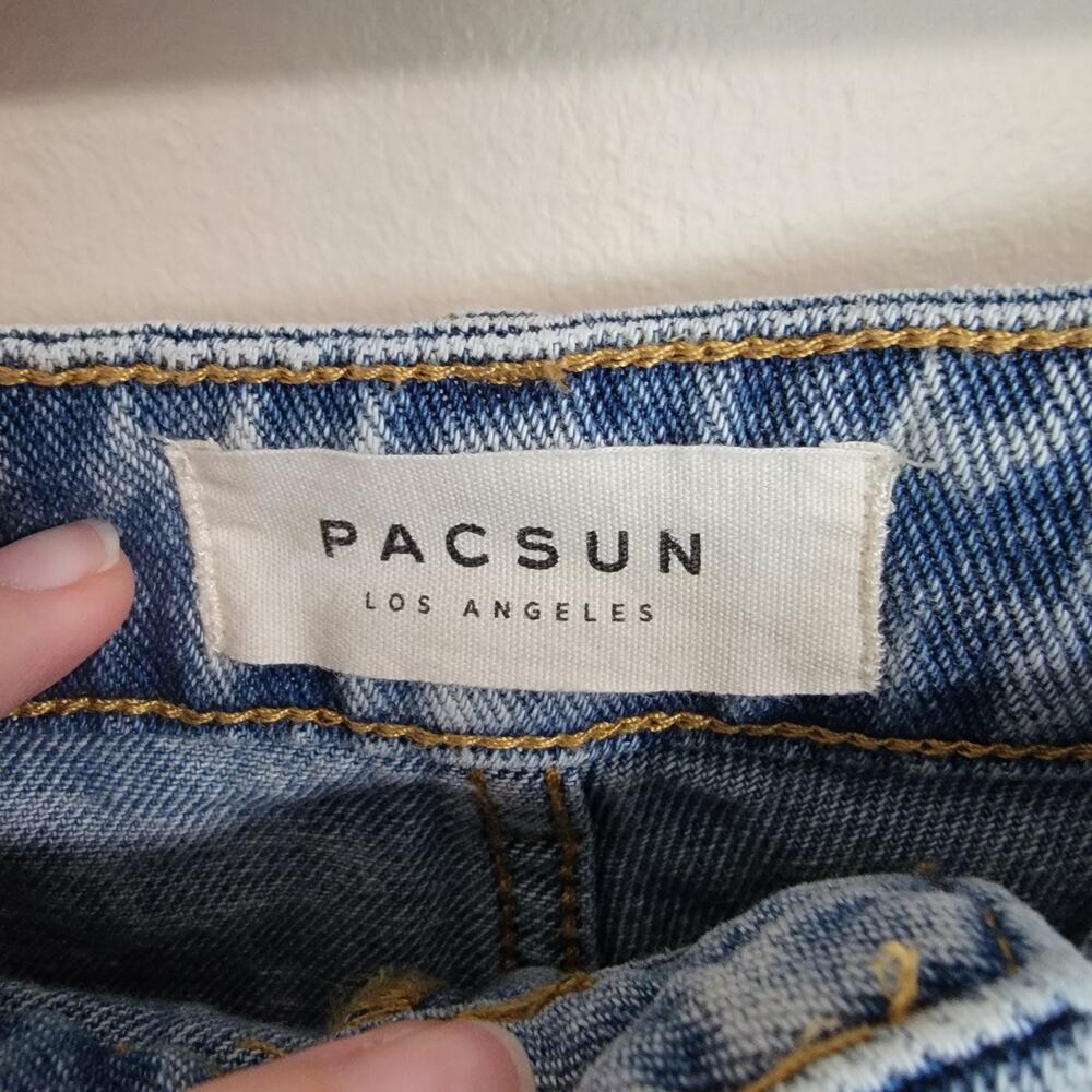 Pacsum Distressed Denim Mom Shorts Size 28 - Picture 2 of 5